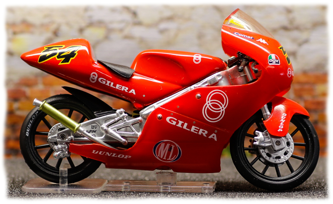 Altaya Gilera 125 Manuel Poggiali 2001 Altaya Gilera 125 Manuel Poggiali 2001