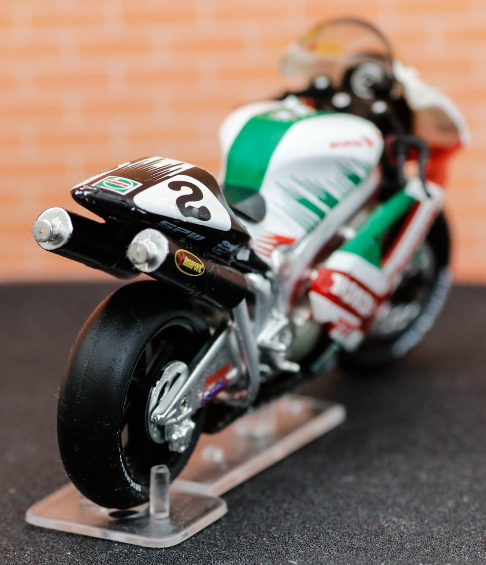 Altaya Honda VTR1000 Colin Edwards 2000 Altaya Honda VTR1000 Colin Edwards 2000