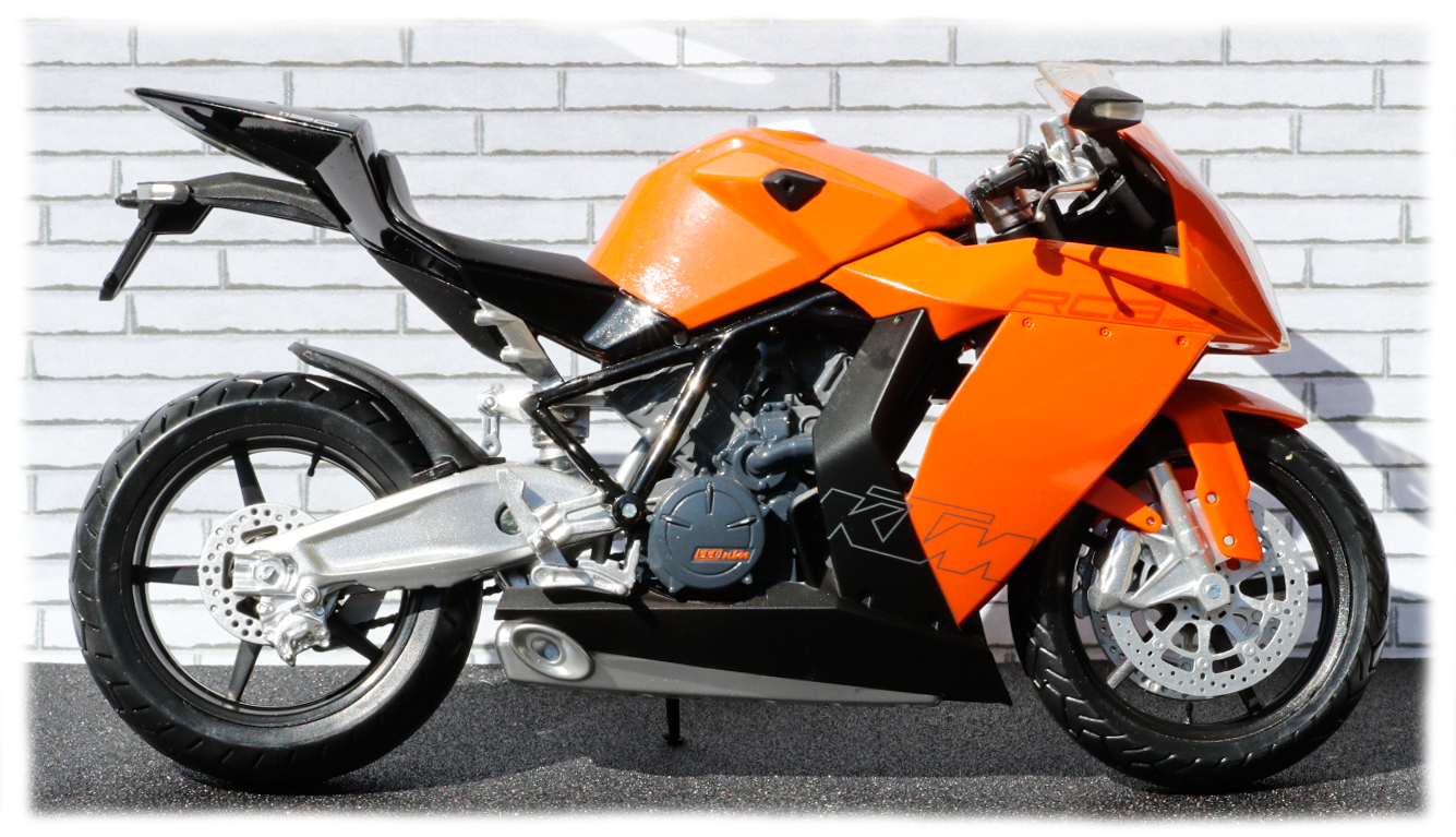 Automax KTM RC8