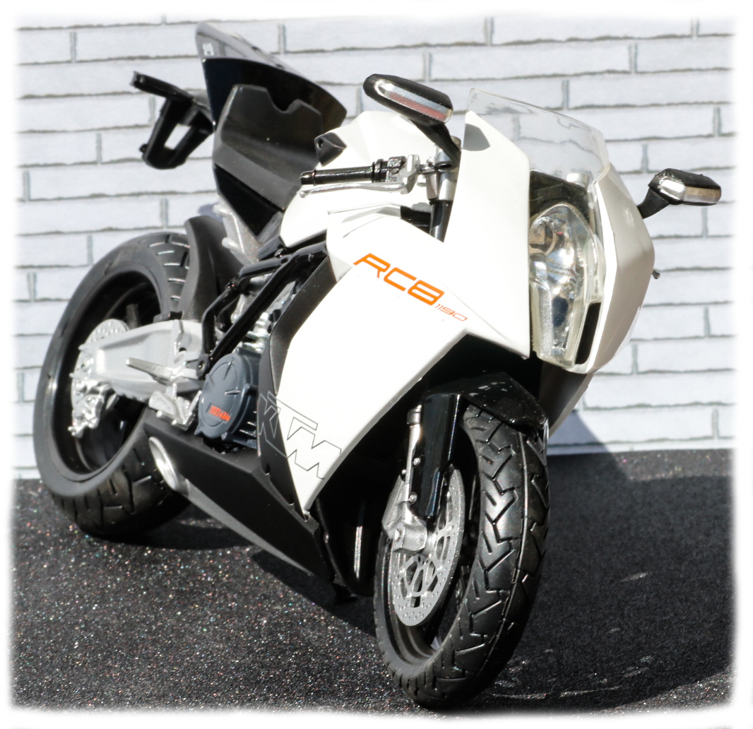 Automax KTM RC8
