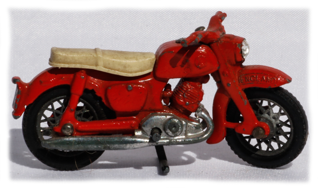 Britains Honda Benly 125