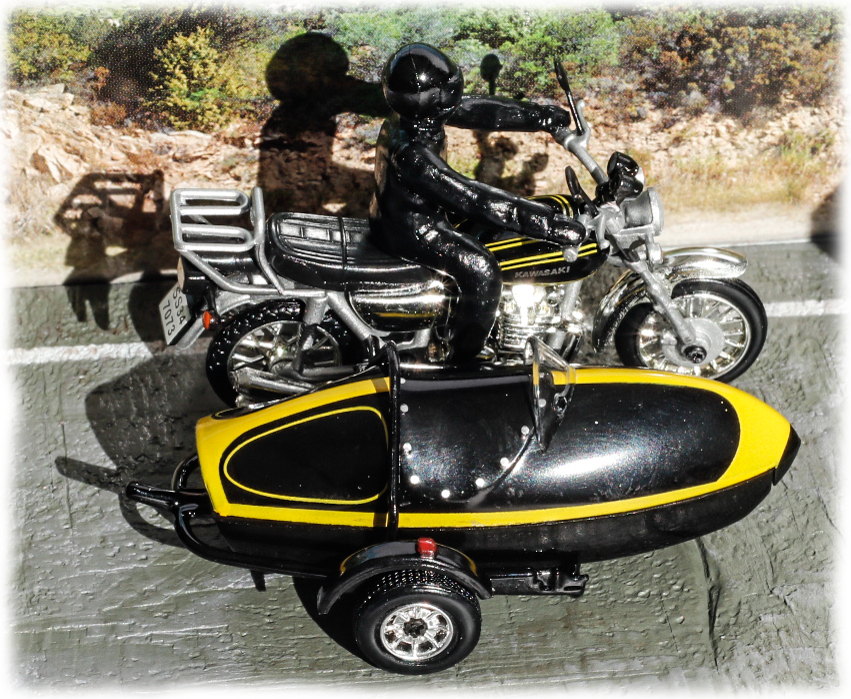 Fabbri James Bond Kawasaki Z9