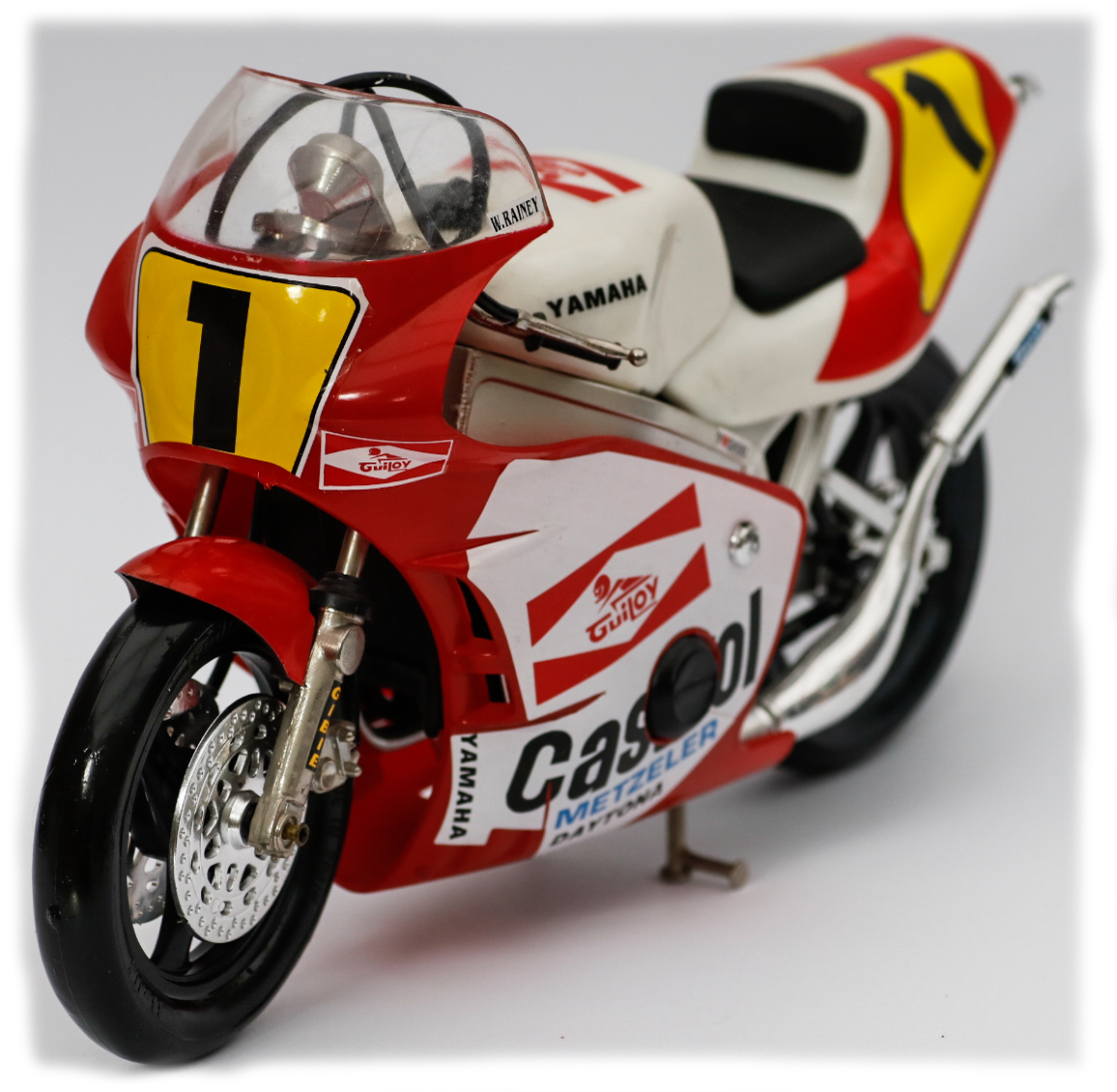 Guiloy Yamaha Castrol