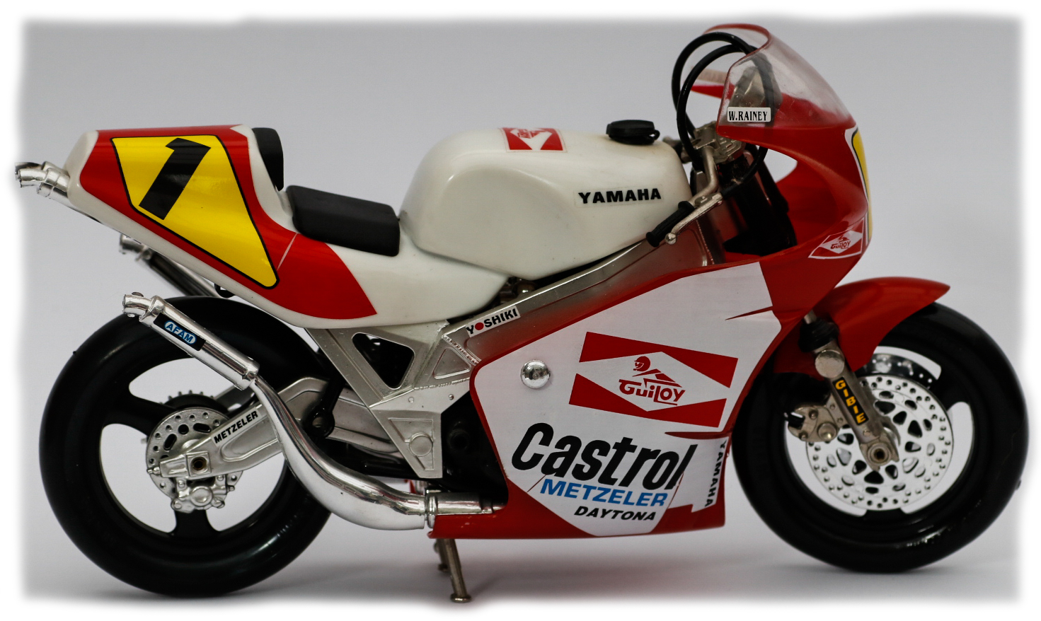 Guiloy Yamaha Castrol