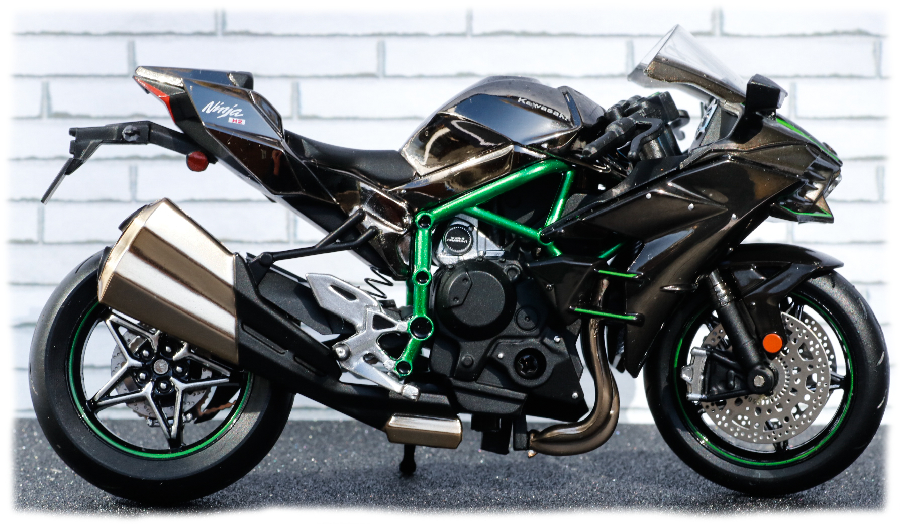 Hachette Kawasaki Ninja H2