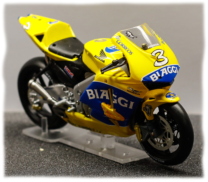 IXO De-Agostini Moto GP Honda RC211V Max Biaggi 2004