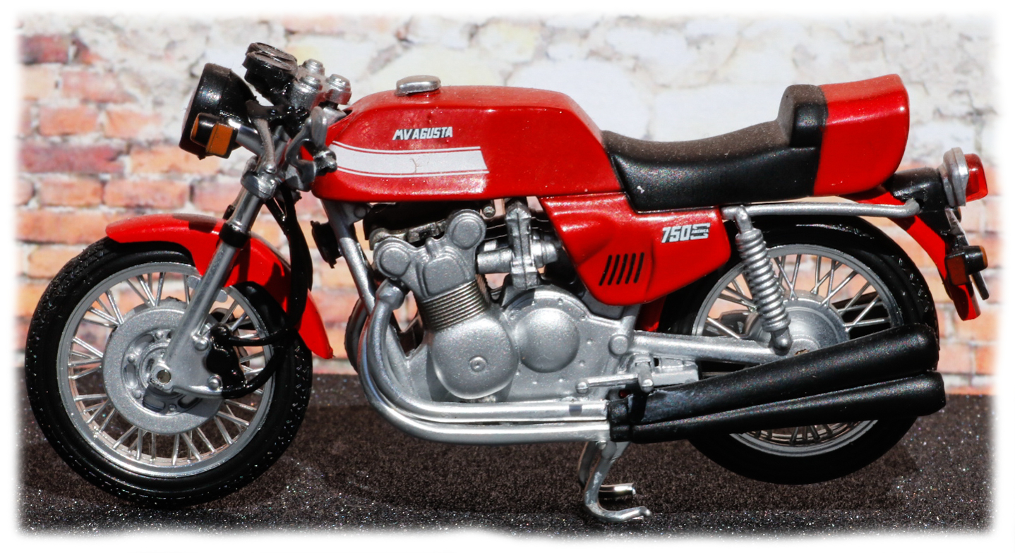 IXO MV Agusta 750S America