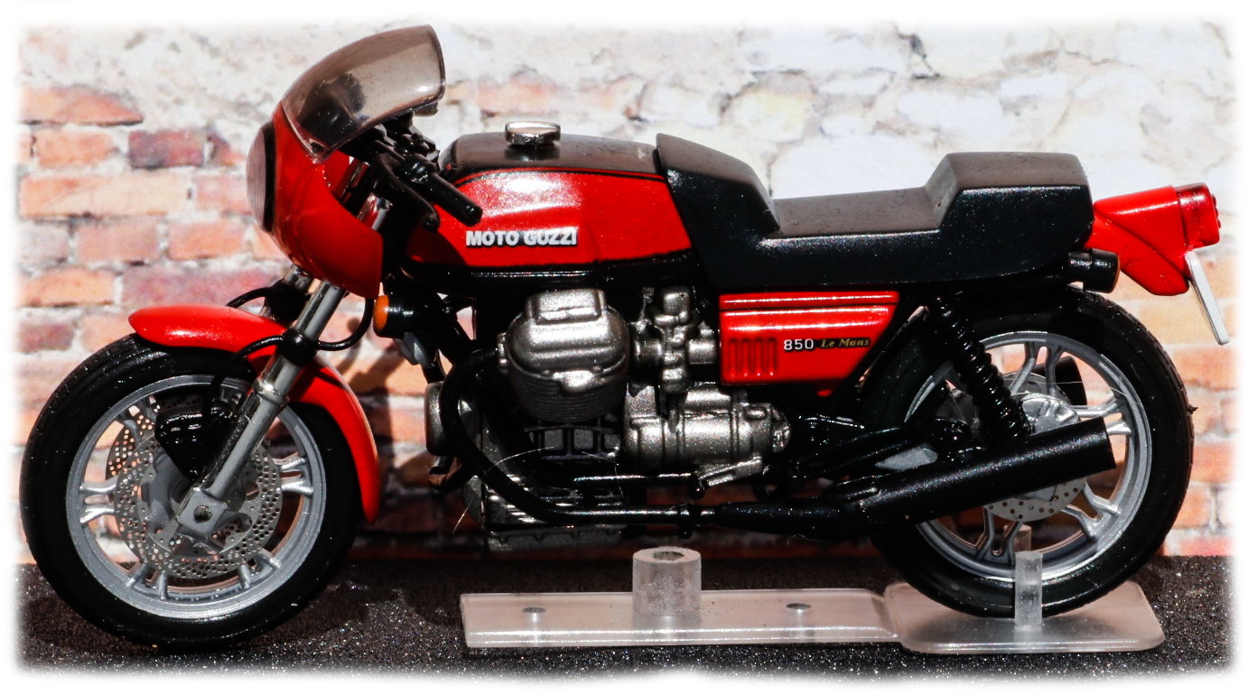 IXO Moto Guzzi Le Mans