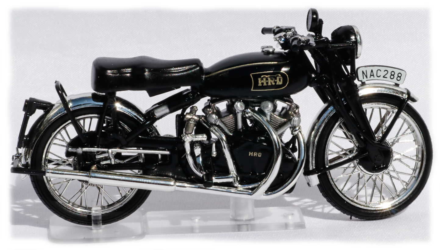 IXO Vincent Black Shadow