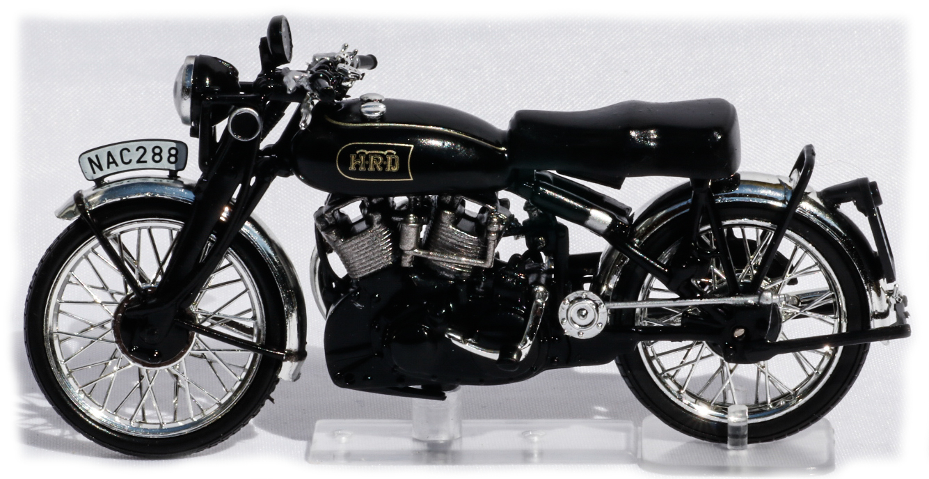 IXO Vincent Black Shadow