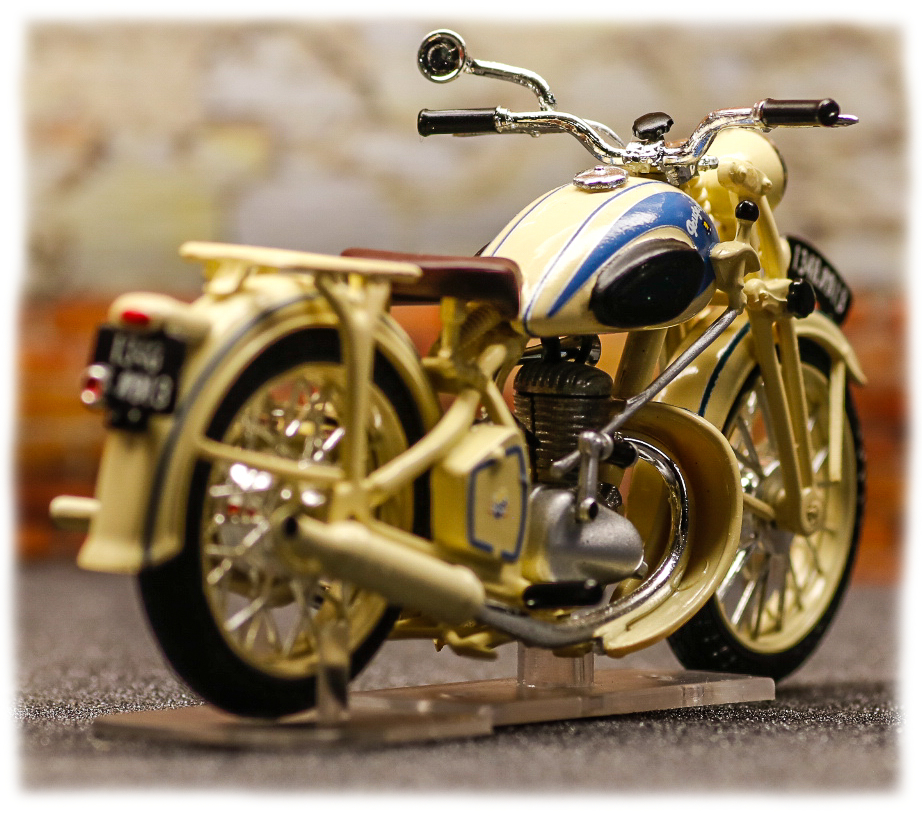 IXO Peugeot 55GL 1951