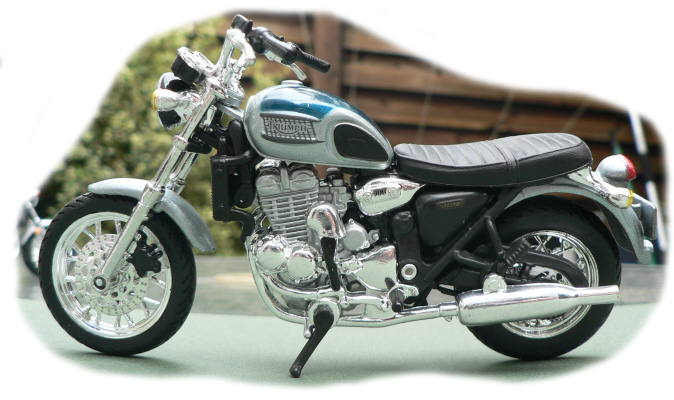 Maisto Triumph Thunderbird
