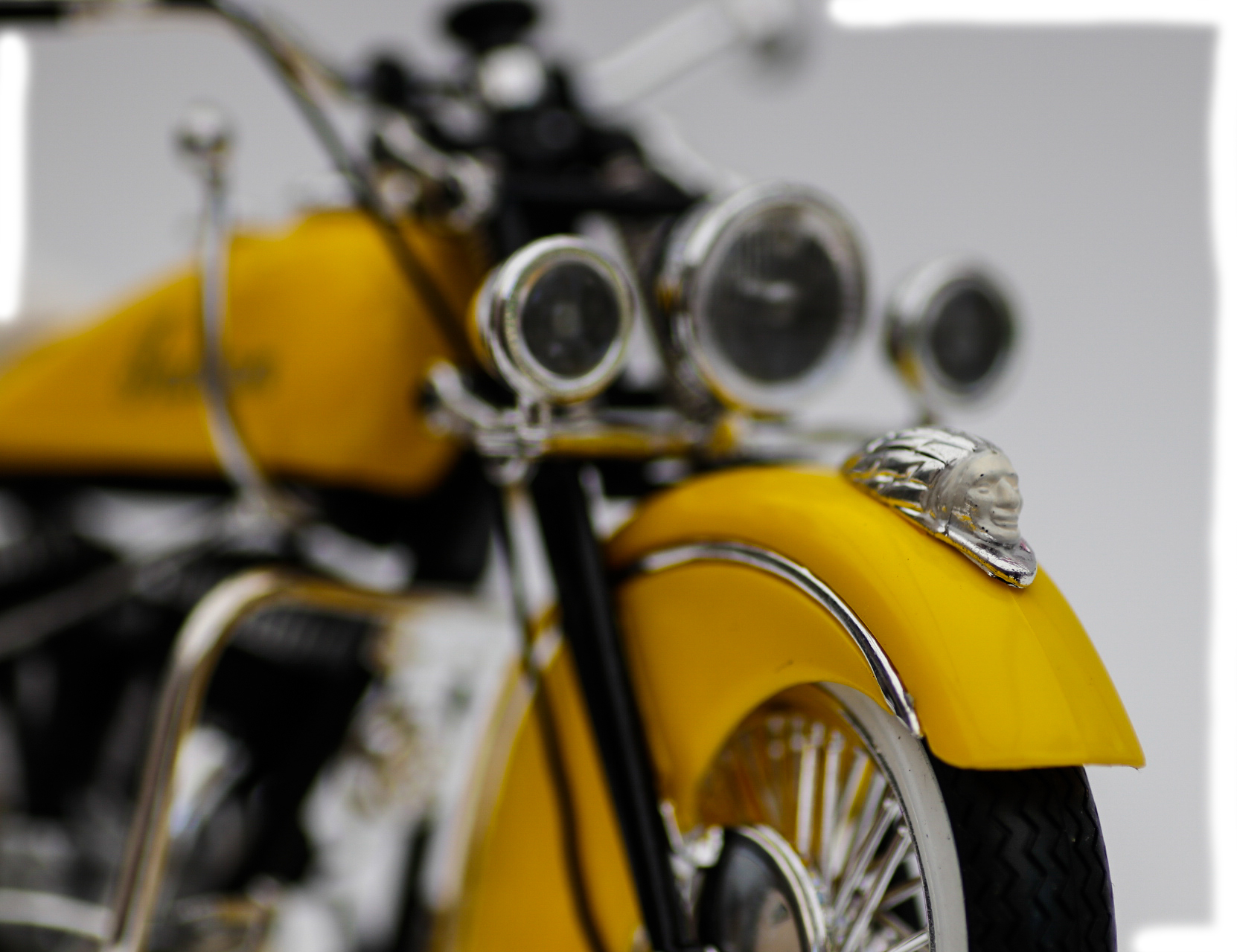 Maisto Indian Chief Roadmaster