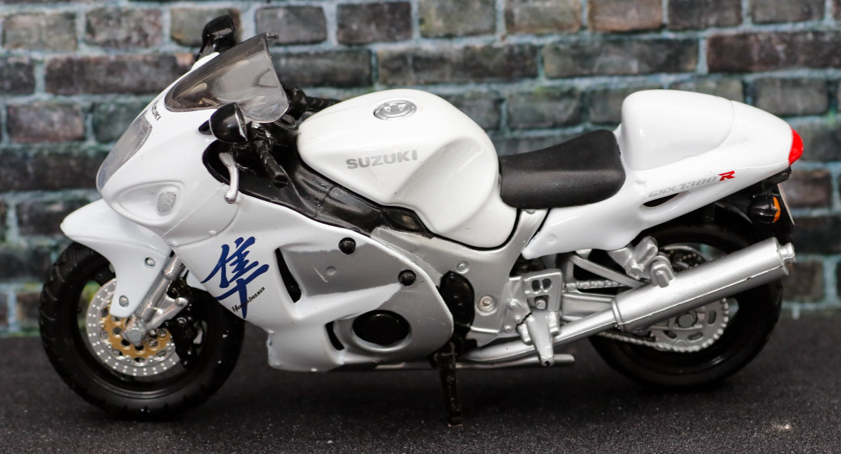 Maisto Suzuki GSX1300R Hayabusa