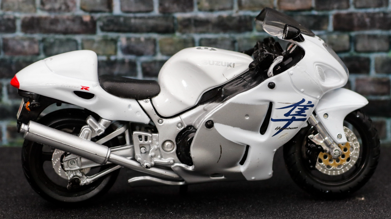Maisto Suzuki GSX1300R Hayabusa