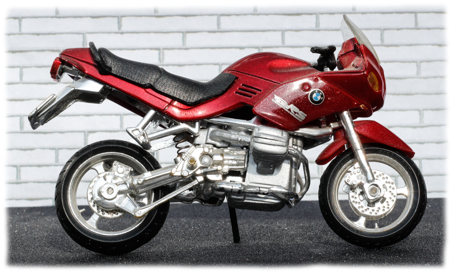 RARE Maisto 1 18 Scale BMW R1100r Red Item # 39309 for sale online 