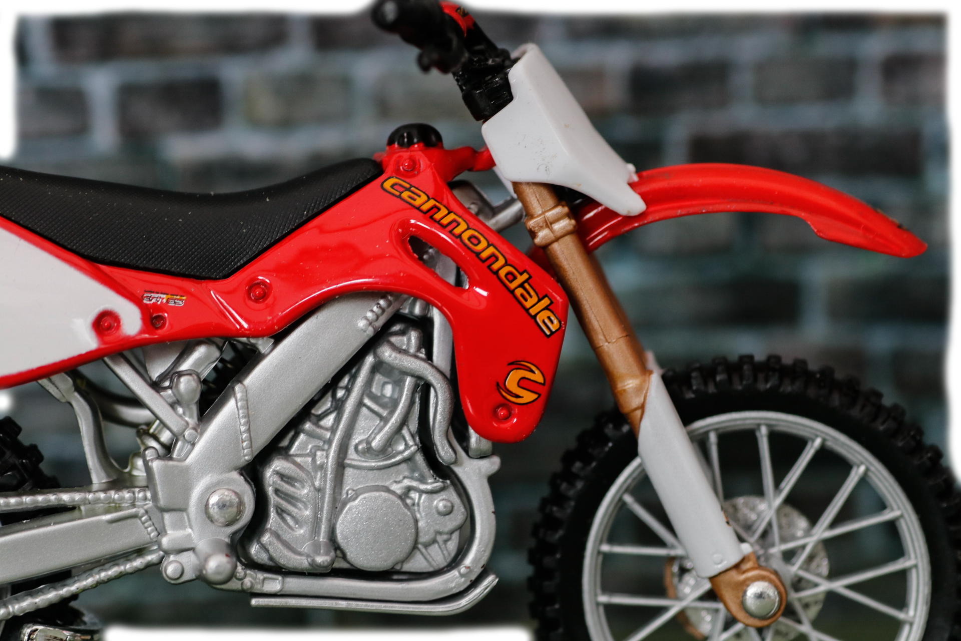 Maisto Cannondale MX400