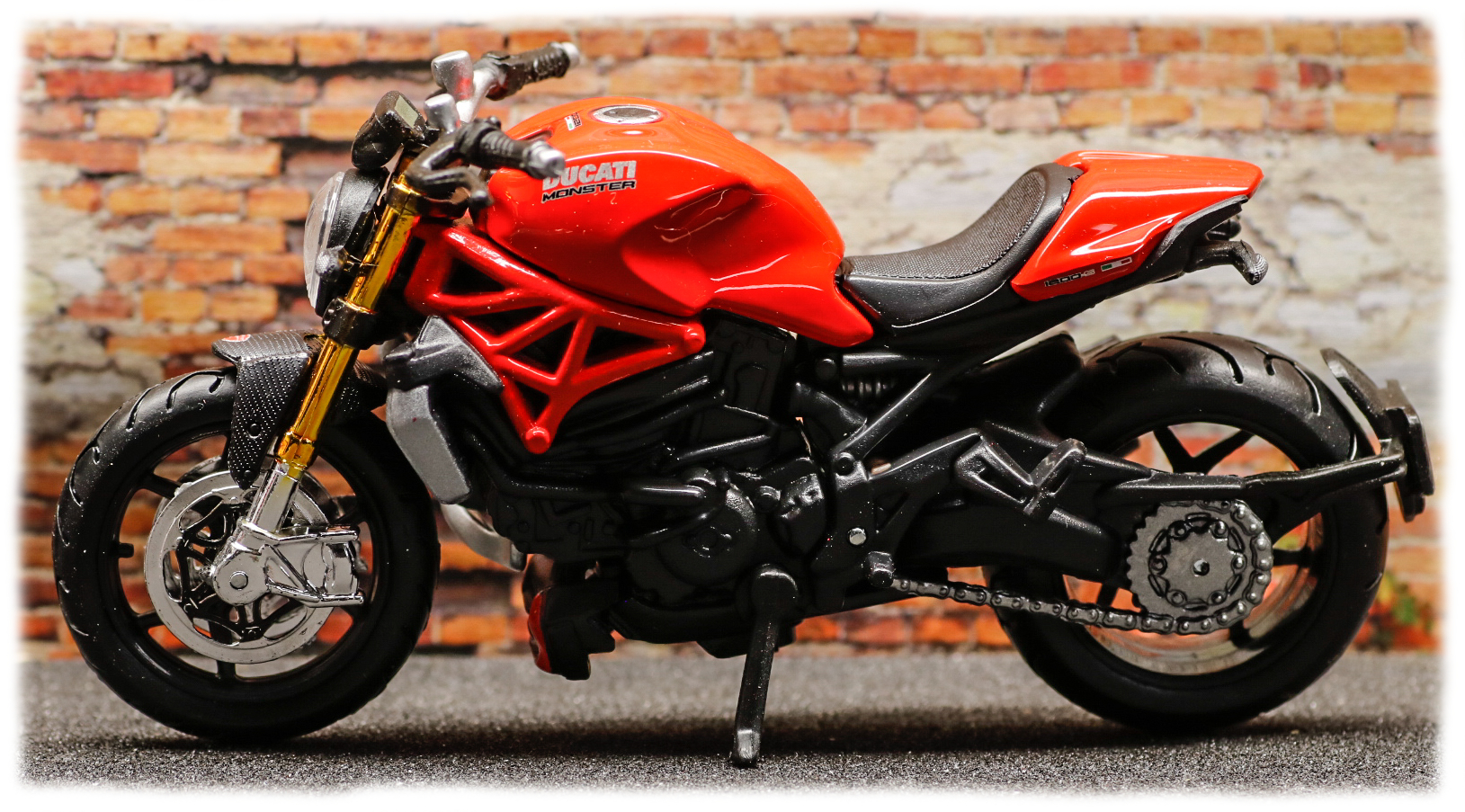 Maisto Ducati 1200S