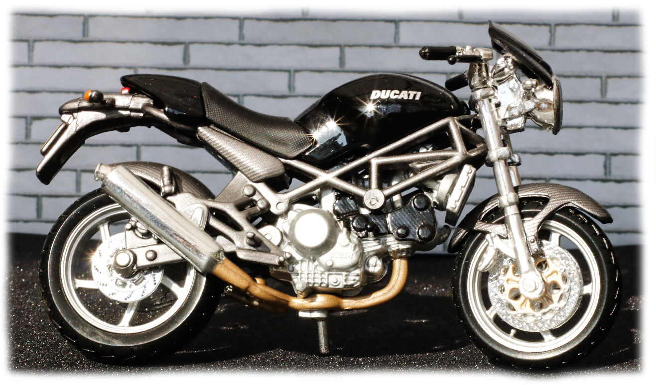 Maisto Ducati Monster S4