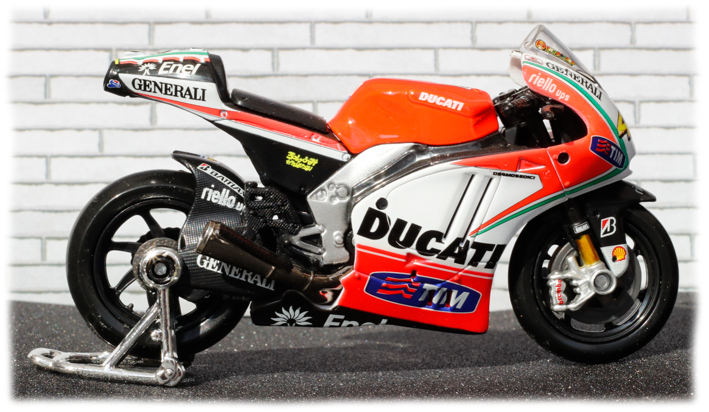 Maisto Ducati Valentino Rossi 46