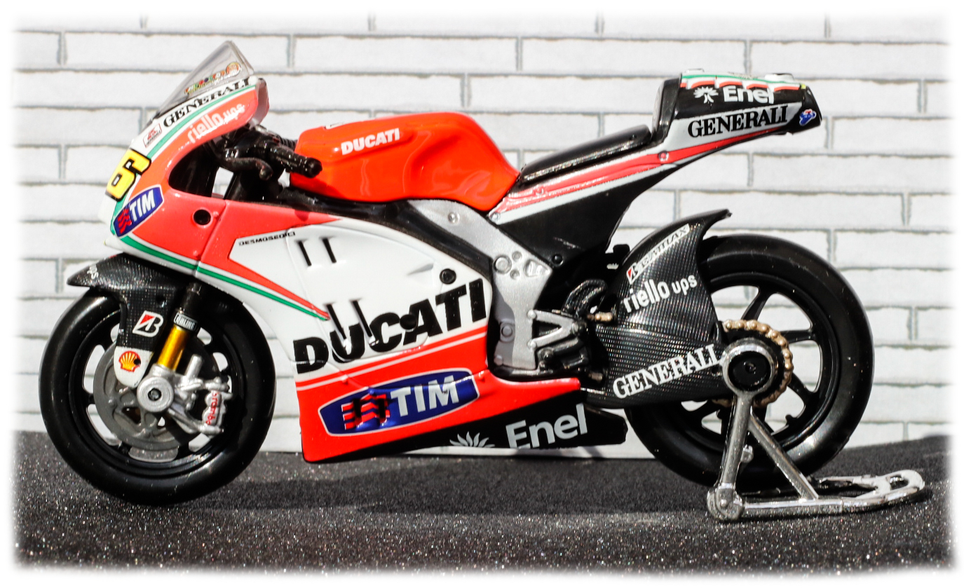 Maisto Ducati Valentino Rossi 46