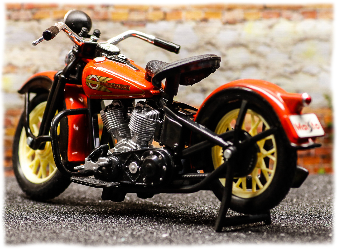 Maisto Harley Davidson EL Knucklehead 1936