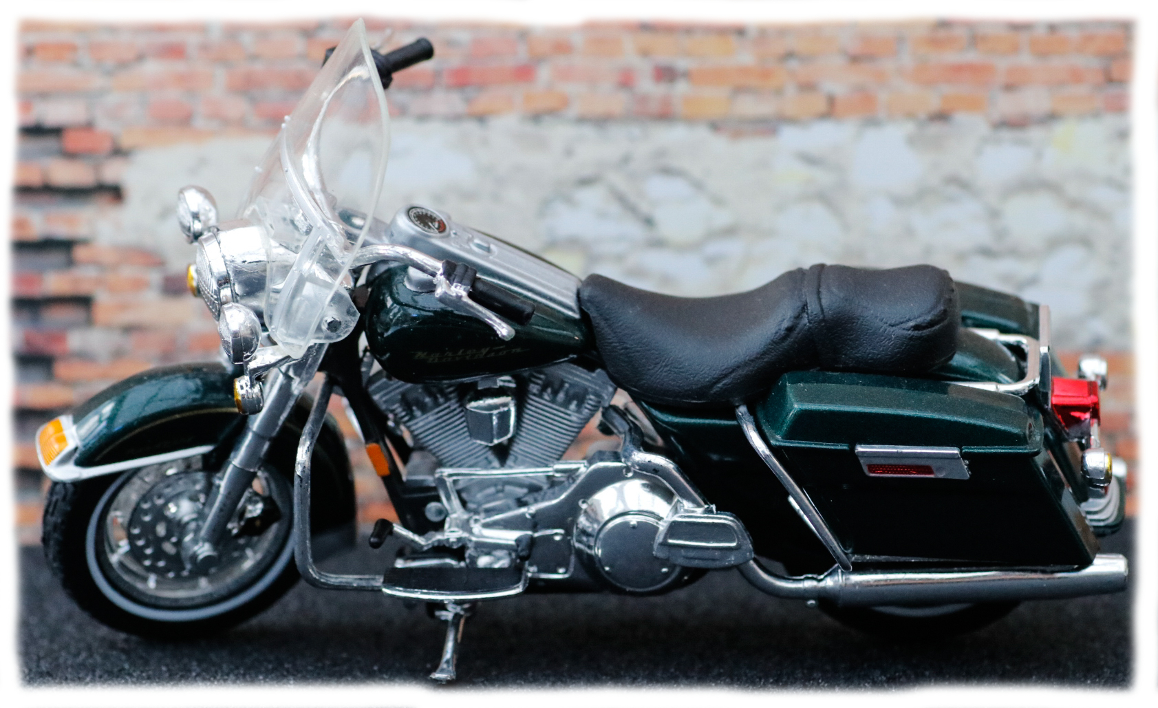 Maisto Harley Davidson FLHR Road King