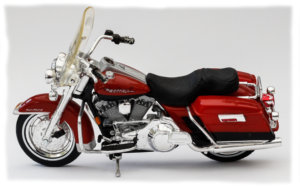 Maisto Harley Davidson FLHR Road King