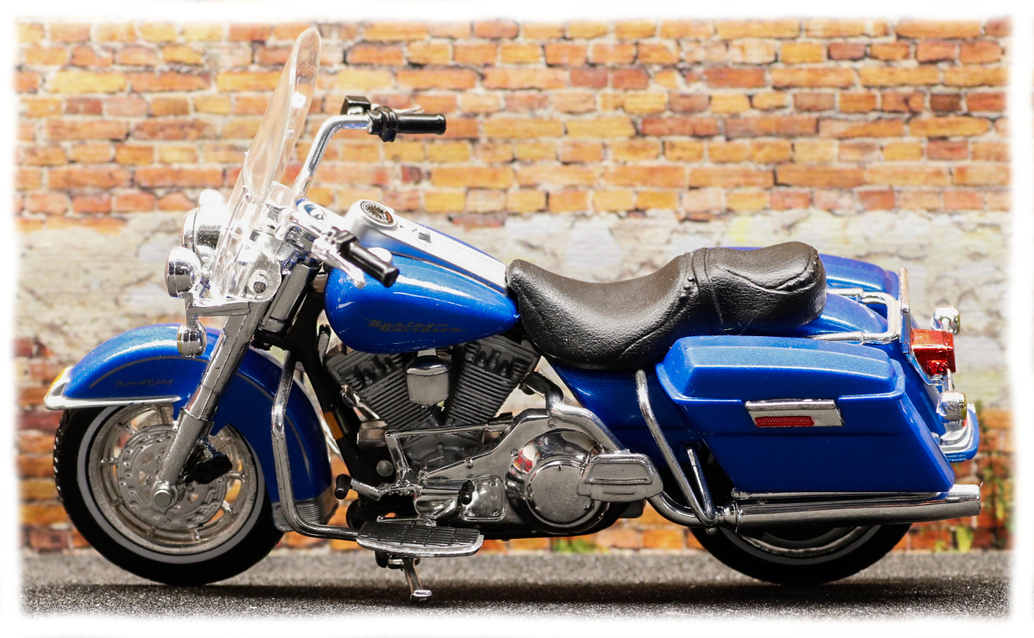 Maisto Harley Davidson FLHR Road King 1997