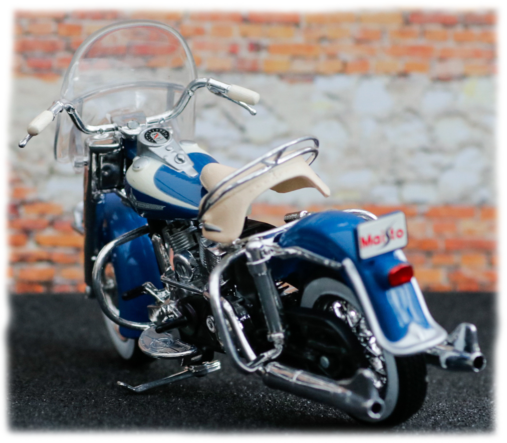 Maisto Harley Davidson FLH Duo Glide 1962