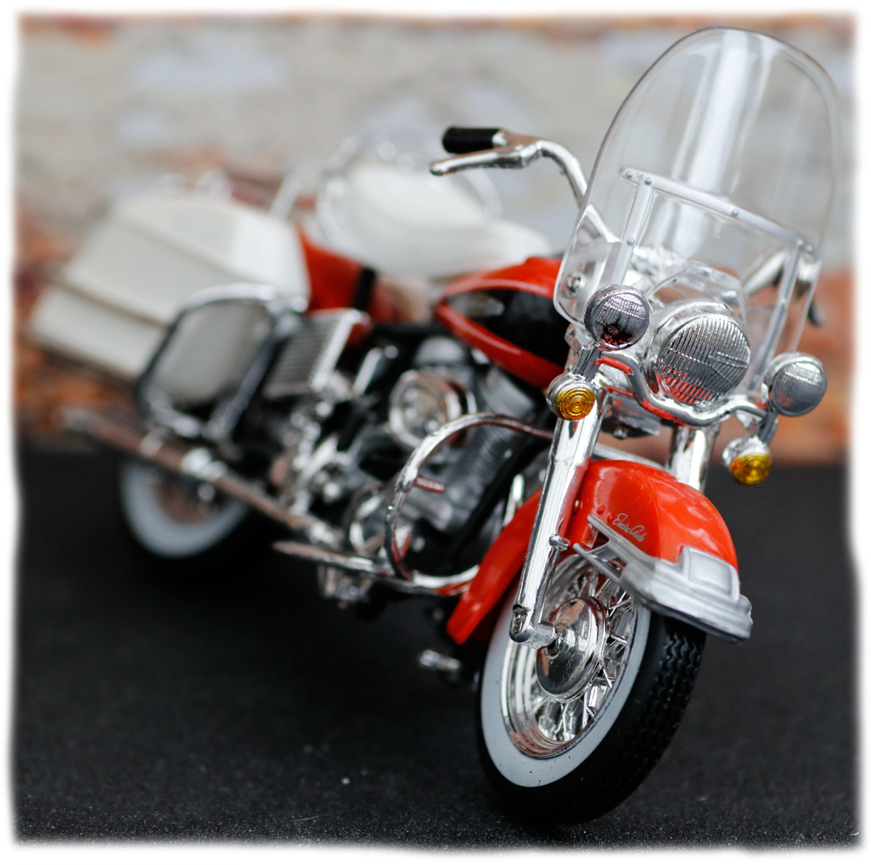 Maisto Harley Davidson FLH Electra Glide 1968