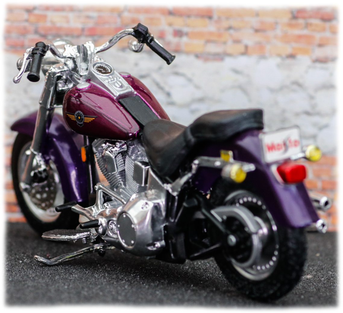 Maisto Harley Davidson FLSTF Fat boy 2002