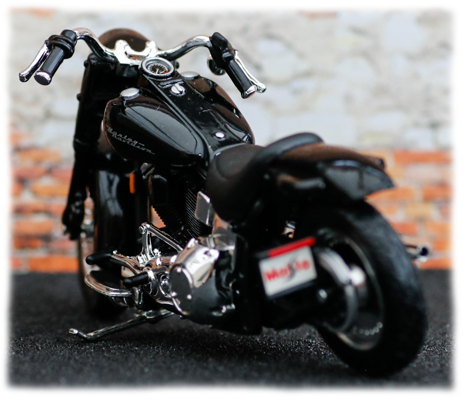 Maisto Harley Davidson Street Stalker Maisto Harley Davidson Street Stalker