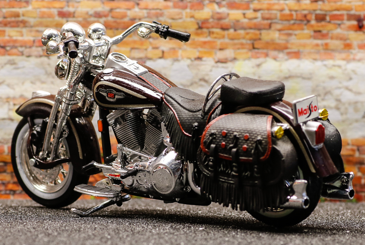 Maisto Harley Davidson FLSTS Heritage Springer 1998