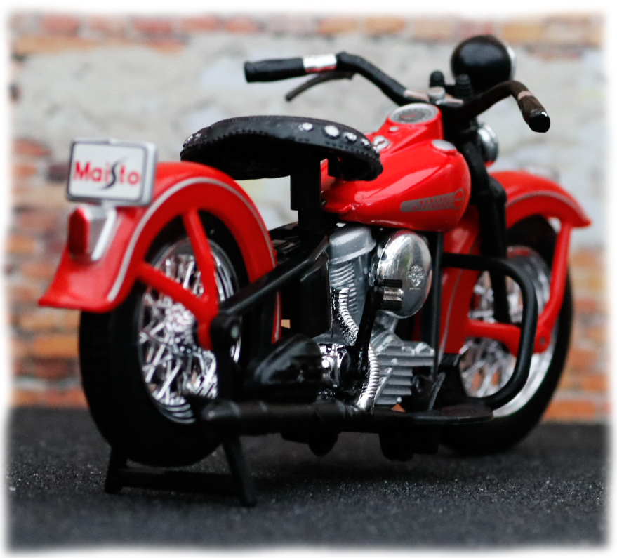 Maisto Harley Davidson FL Panhead 1948