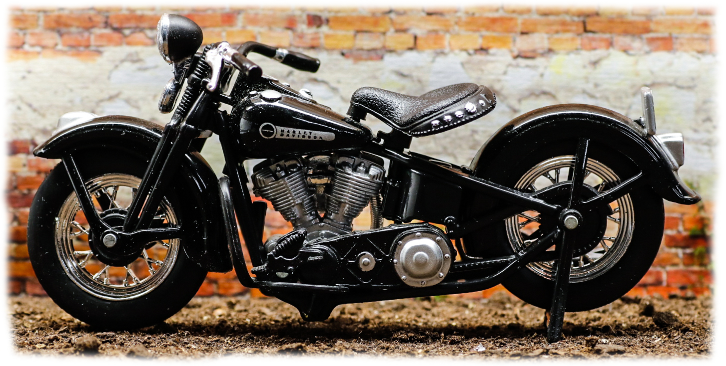Maisto Harley Davidson FL Panhead 1948 Maisto Harley Davidson FL Panhead 1948