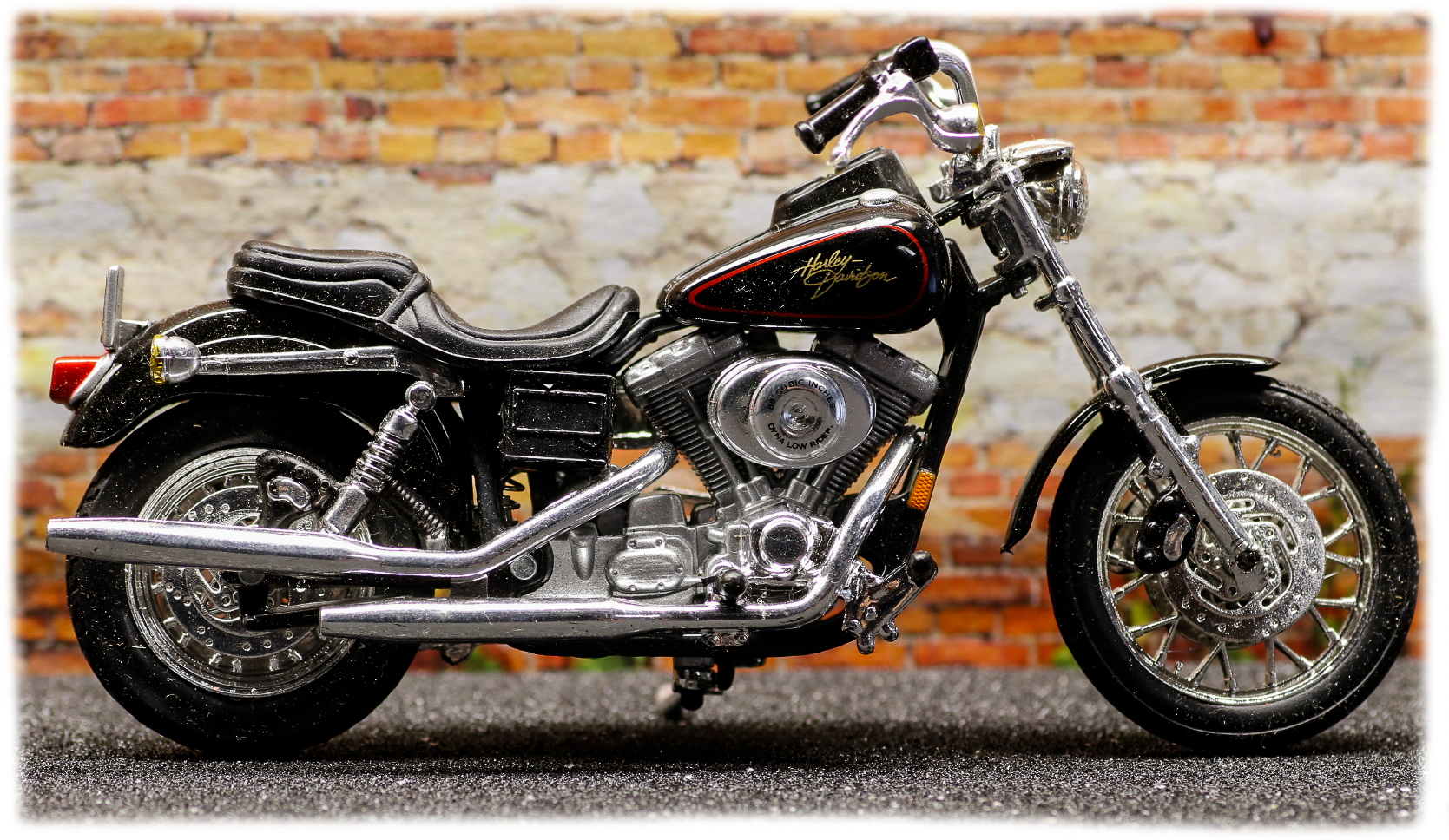 Maisto Harley Davidson FXDL Dyna Low Rider 2000