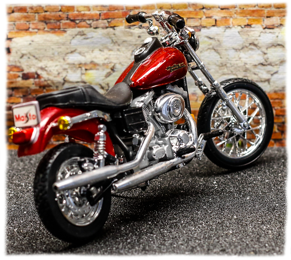 Maisto Harley Davidson FXD Dyna Super Glide 2000
