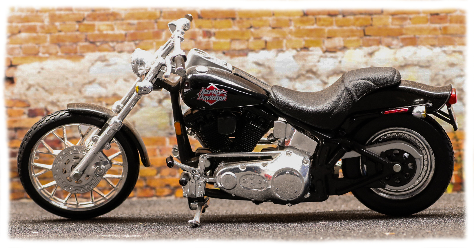 Maisto Harley Davidson FXSTB Night Train 1999