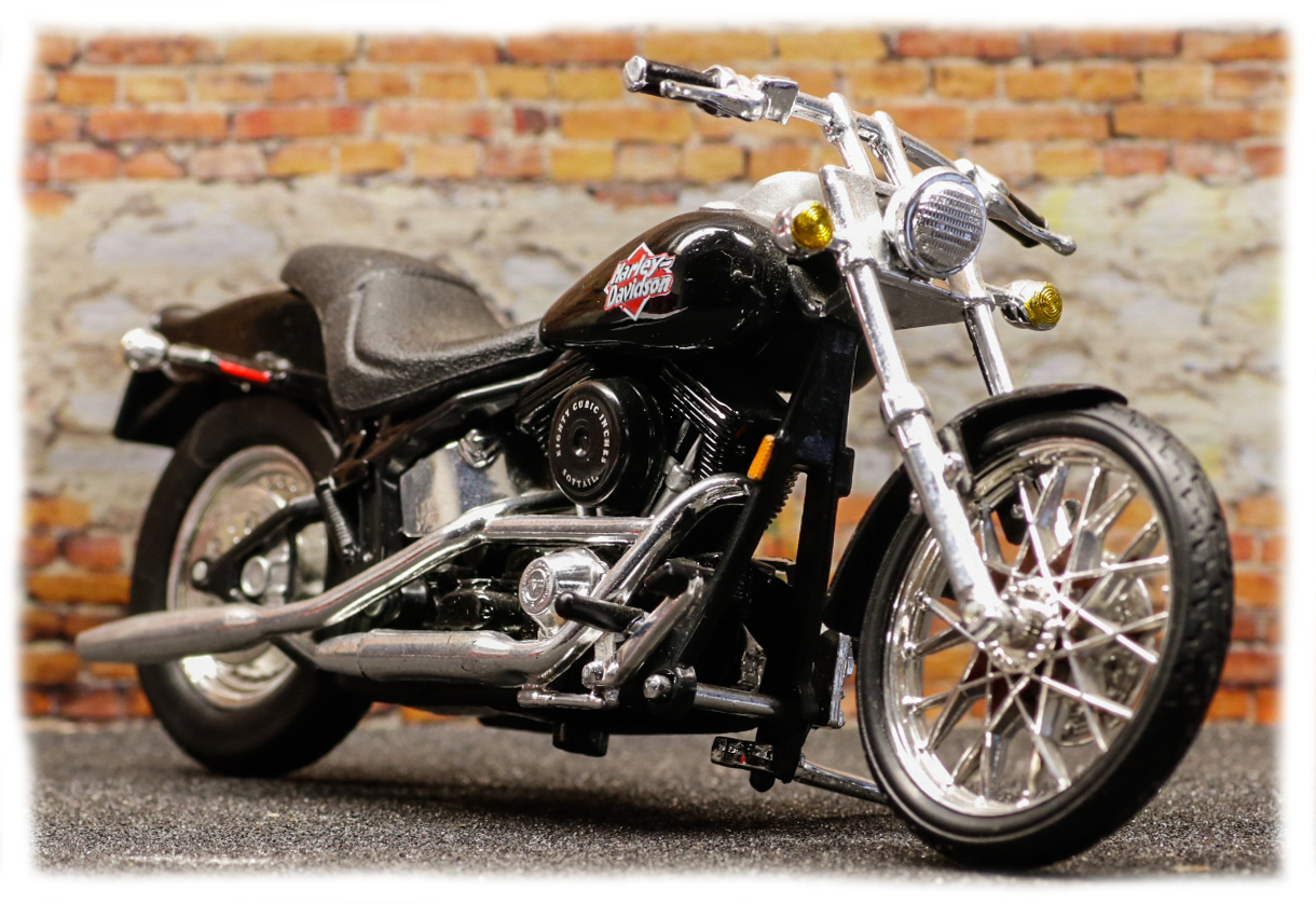 Maisto Harley Davidson FXSTB Night Train 1999