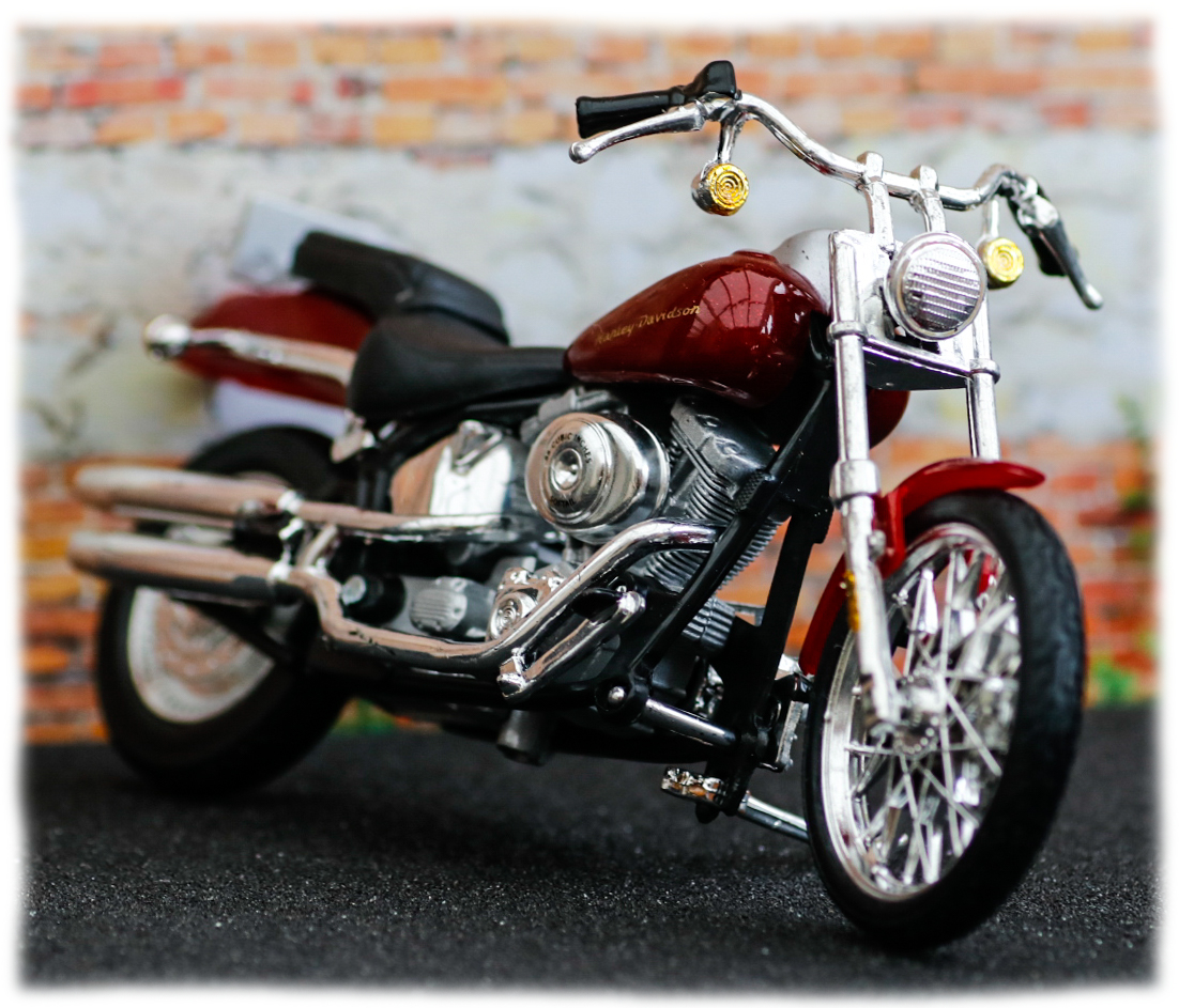 Maisto Harley Davidson FXSTD Softail Deuce 2000
