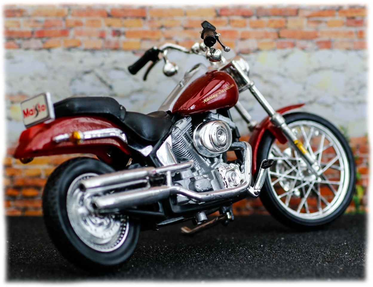 Maisto Harley Davidson FXSTD Softail Deuce 2000