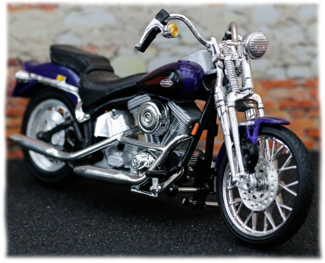 Maisto Harley Davidson FXSTS Springer Softail 1999