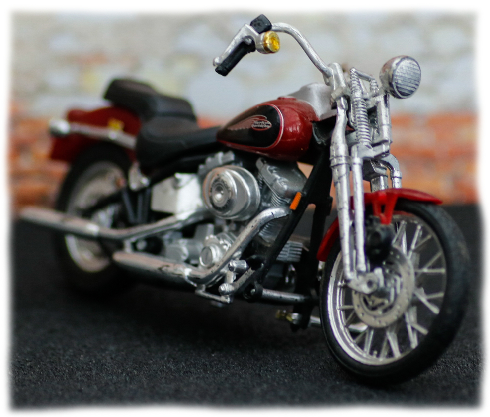 Maisto Harley Davidson FXSTS Springer Softail 2001