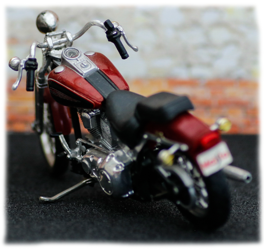 Maisto Harley Davidson FXSTS Springer Softail 2001