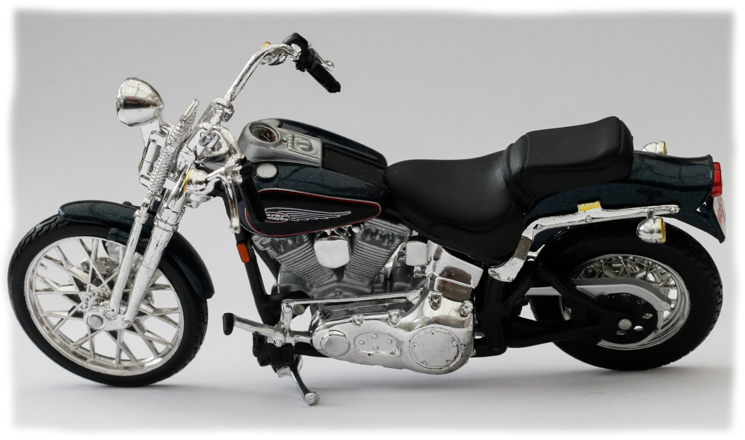 Maisto Harley Davidson FXSTS Springer Softail 2001