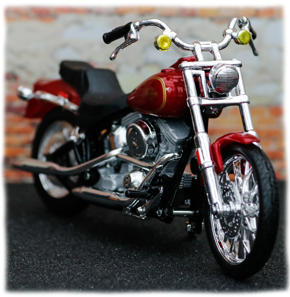 Maisto Harley Davidson FXST Softail 1984