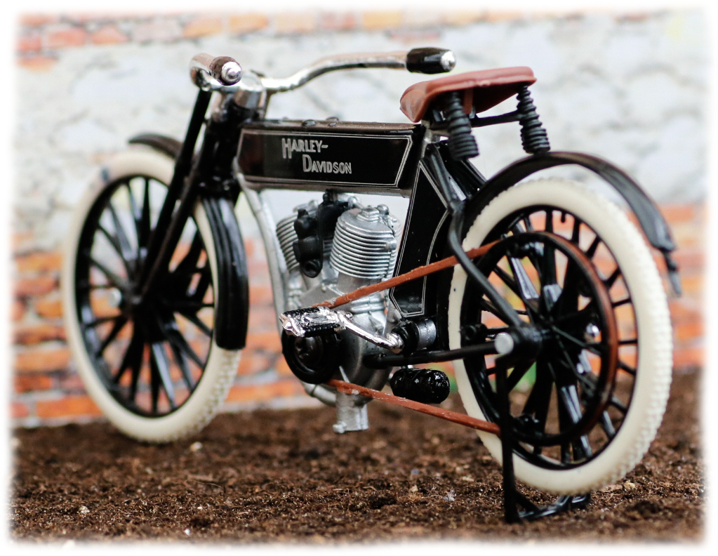 Maisto Harley Davidson 5D V Twin 1909