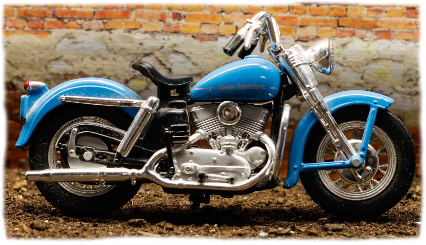 Maisto Harley Davidson K Model 1952 Maisto Harley Davidson K Model 1952