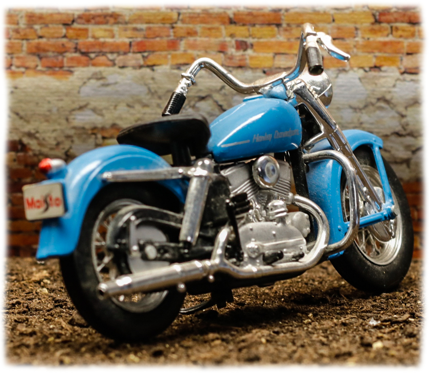 Maisto Harley Davidson K Model 1952 Maisto Harley Davidson K Model 1952